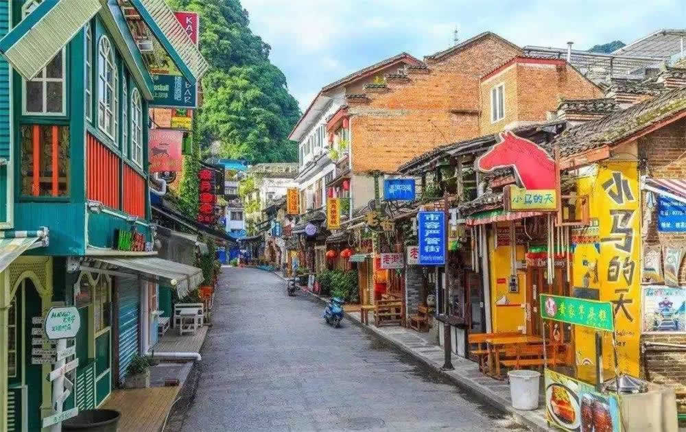 9 Days Guilin Guizhou Tour Packages